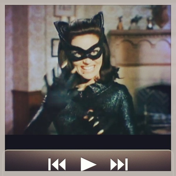 #catwoman says head down to #ManhattanBeach Tom is playing at #OBs from 9:30 to midnight!!! Hear that #batman??